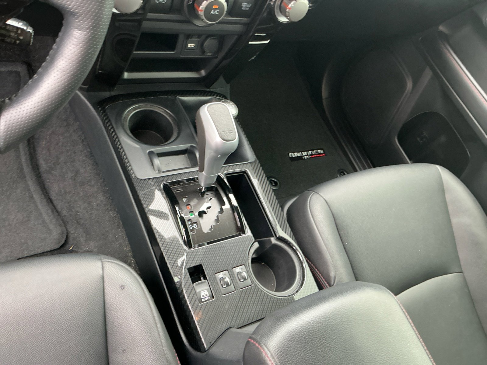2023 Toyota 4Runner TRD Off-Road Premium photo 13