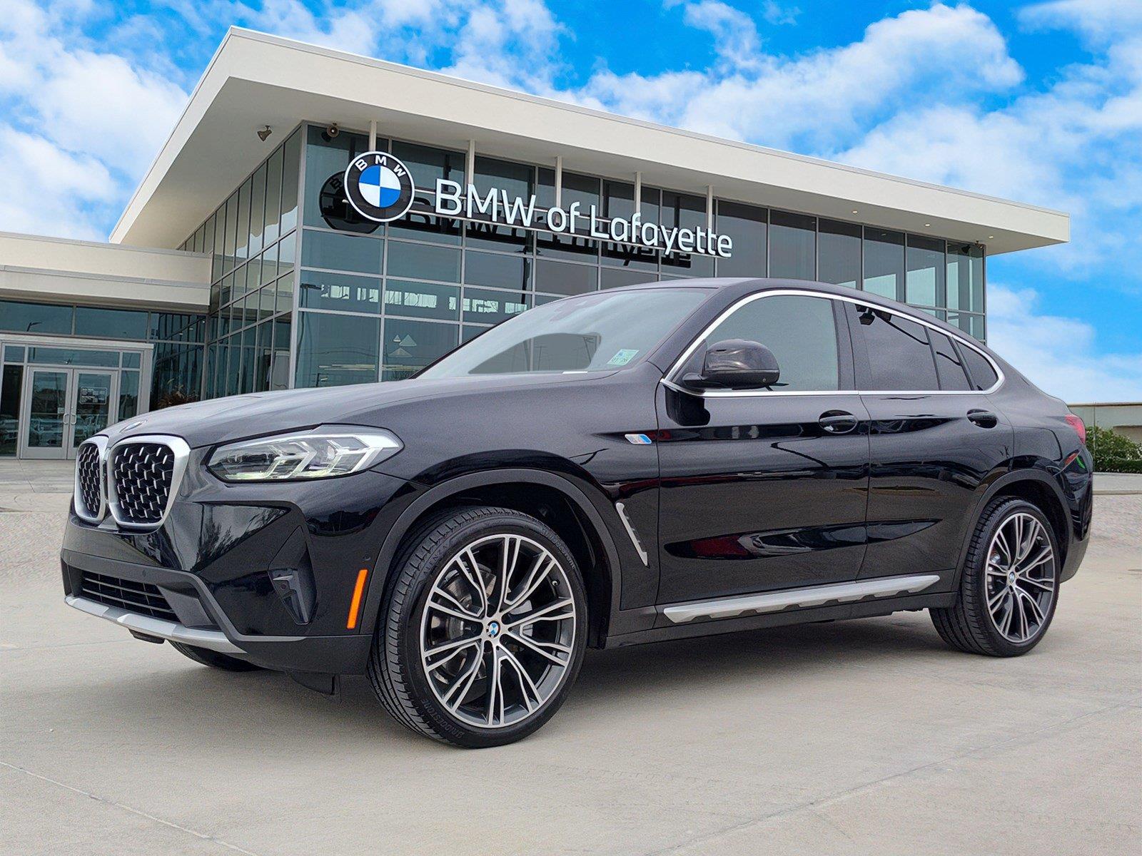 2022 BMW X4 30i's photo