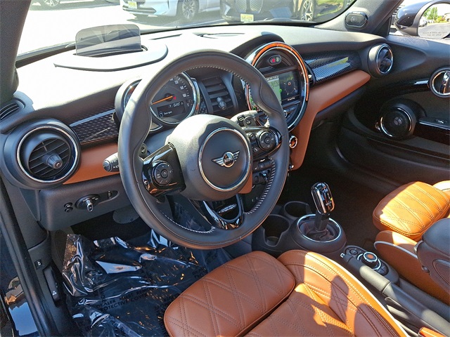 2020 Mini Cooper 2 Door Hardtop S Iconic photo 13