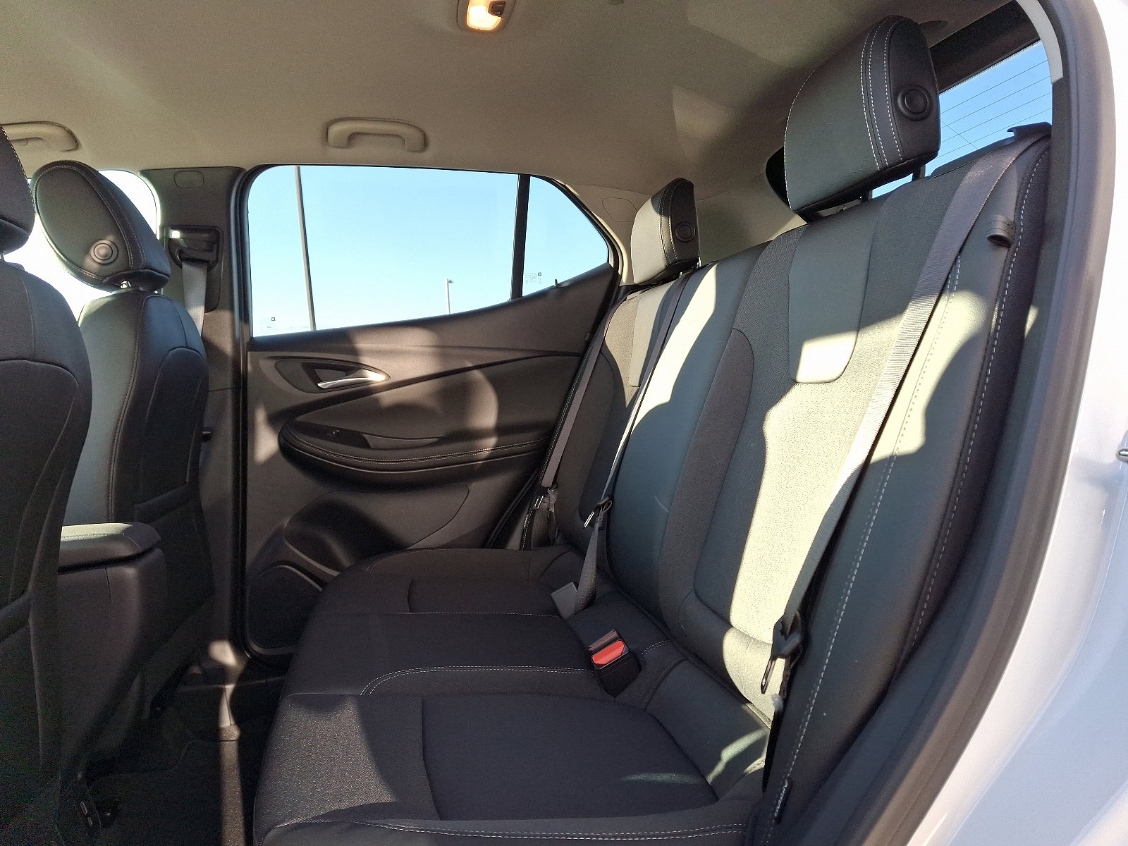 2025 Buick Encore GX Preferred photo 6