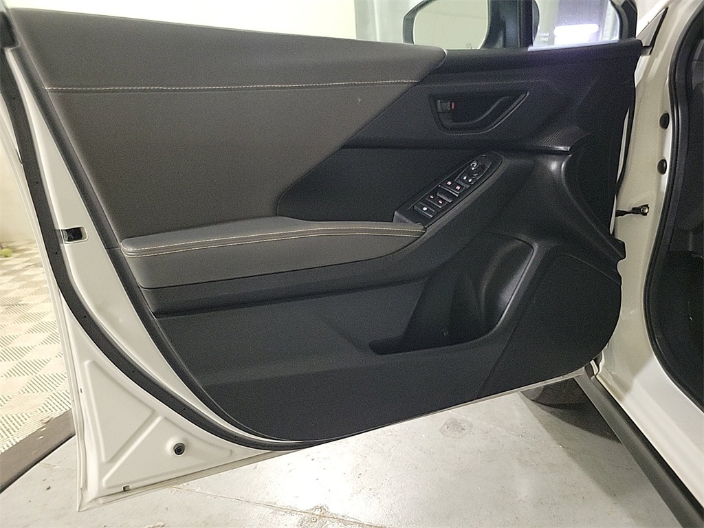 2024 SUBARU CROSSTREK - Image 19