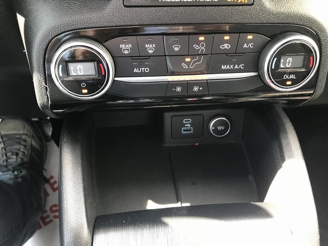 2021 Ford Escape Hybrid SE photo 10