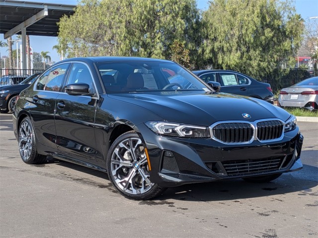 2026 BMW 3 Series 330i's photo