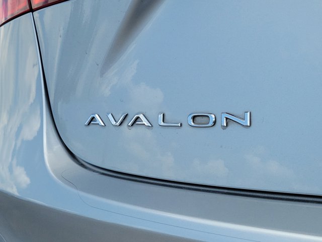 2018 Toyota Avalon XLE Premium photo 6
