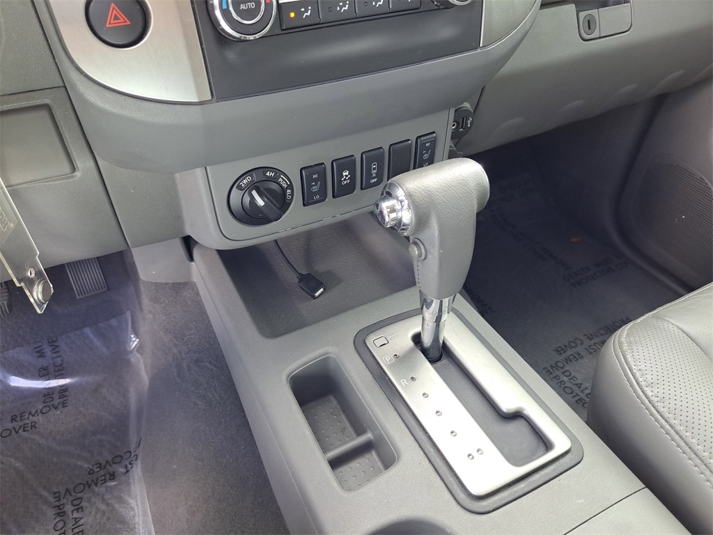 2019 Nissan Frontier SL photo 21
