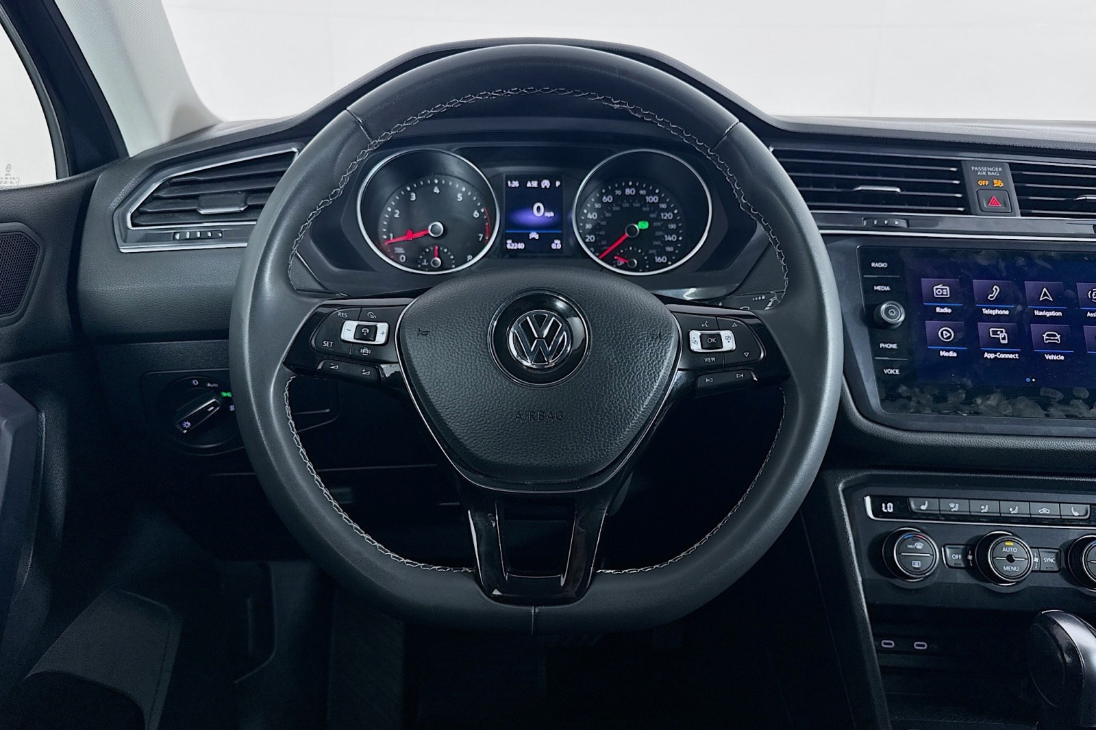 2021 Volkswagen Tiguan SE photo 4