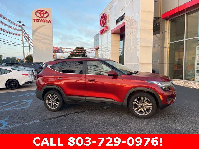 2021 Kia Seltos S photo 2