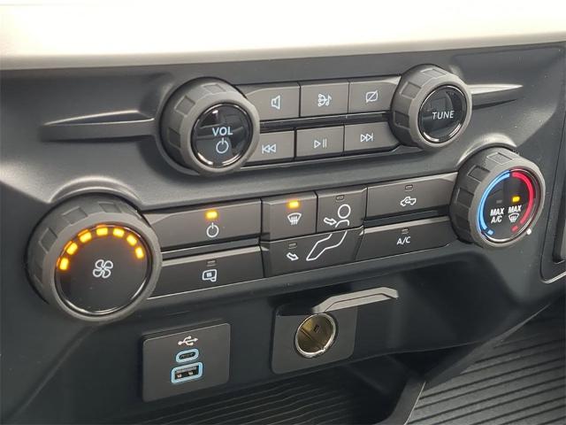 2024 Ford F-550 photo 19
