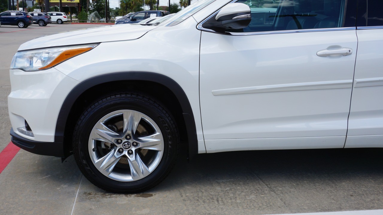 2016 Toyota Highlander Base Hybrid photo 7