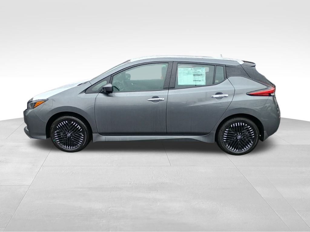 2025 Nissan Leaf SV Plus photo 3