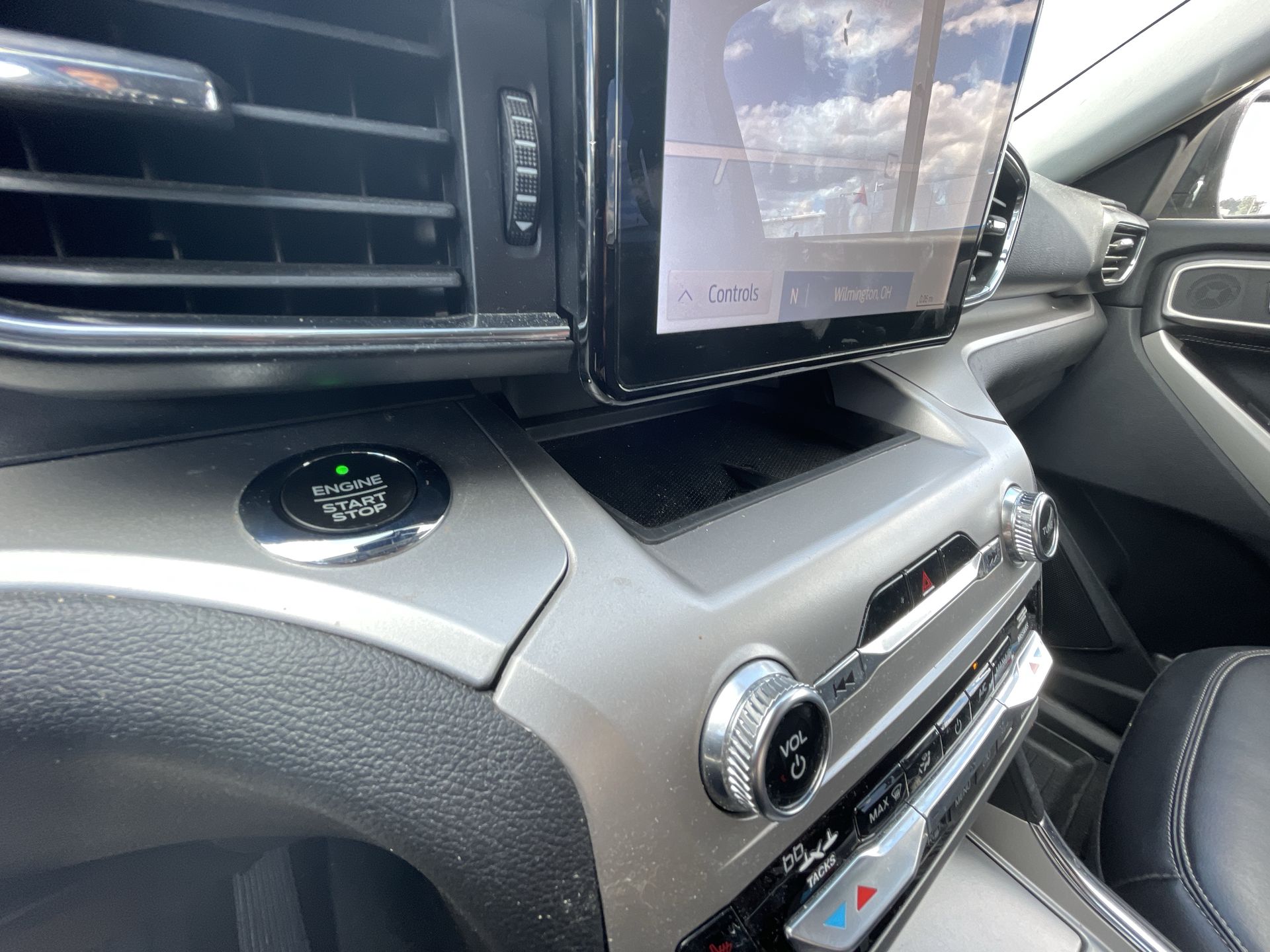 2021 Ford Explorer XLT photo 49