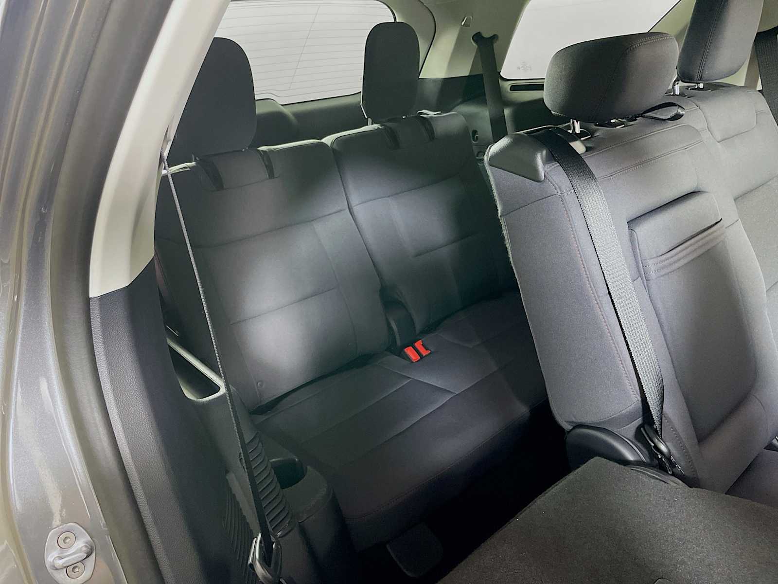 2025 Ford Explorer photo 4