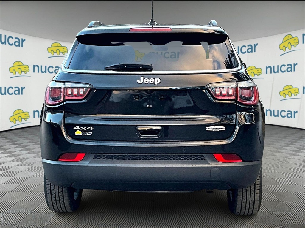 2019 Jeep Compass Latitude photo 3