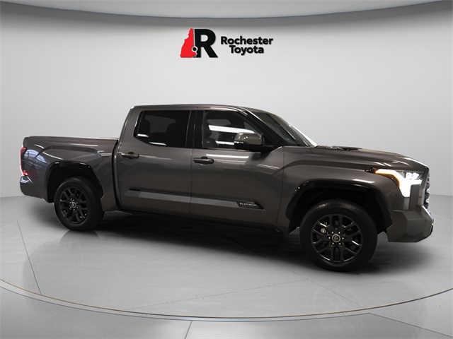 2023 Toyota Tundra Platinum photo 2