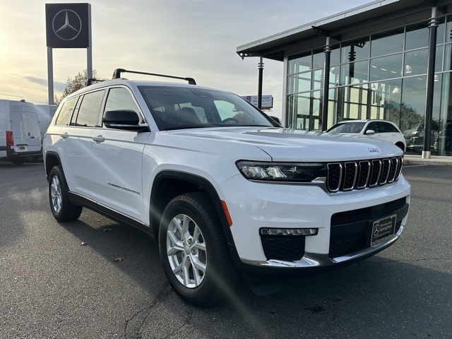 2023 Jeep Grand Cherokee L Limited's photo