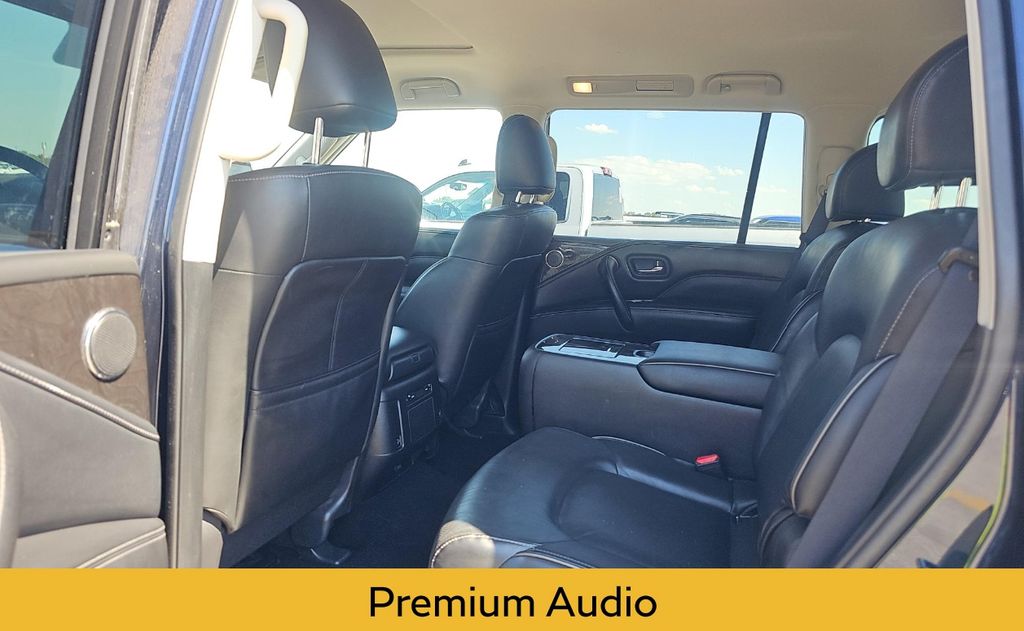 2022 Infiniti QX80 Luxe photo 12