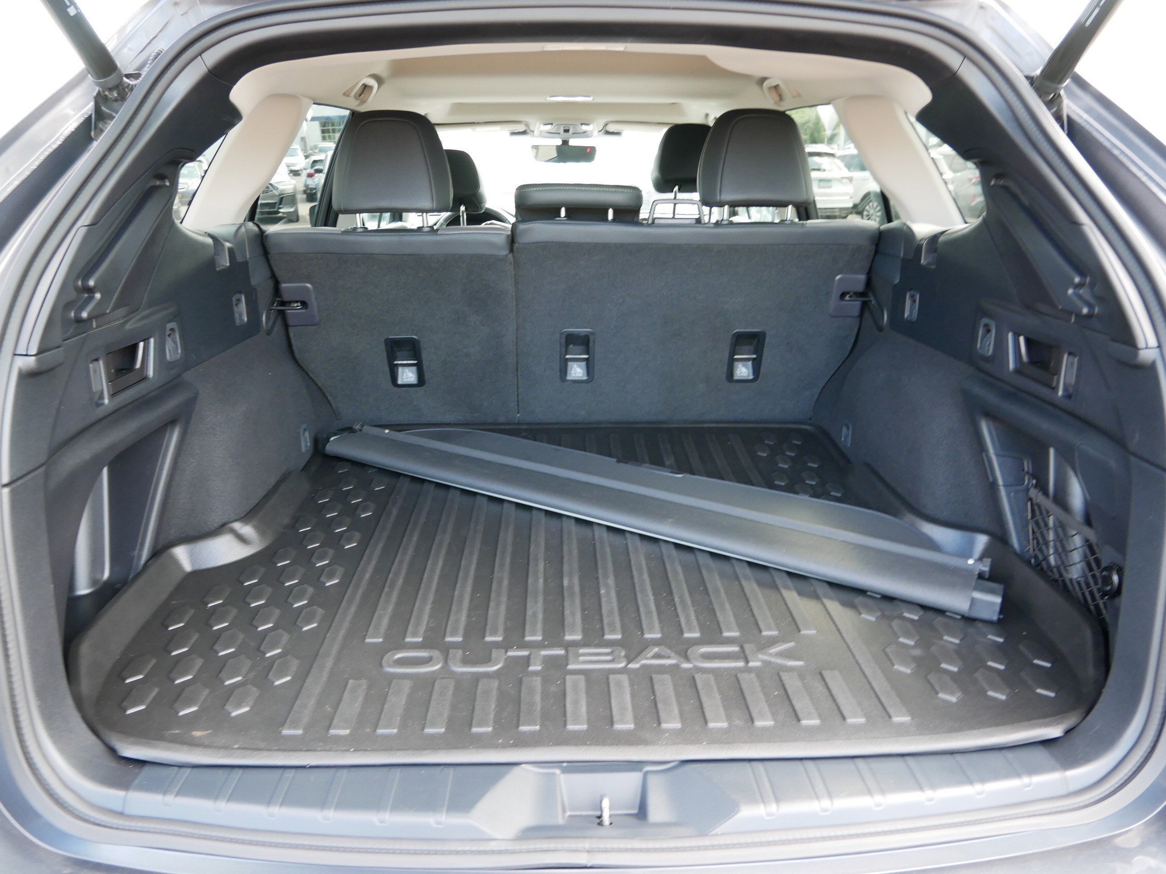 2023 Subaru Outback Onyx Edition photo 18