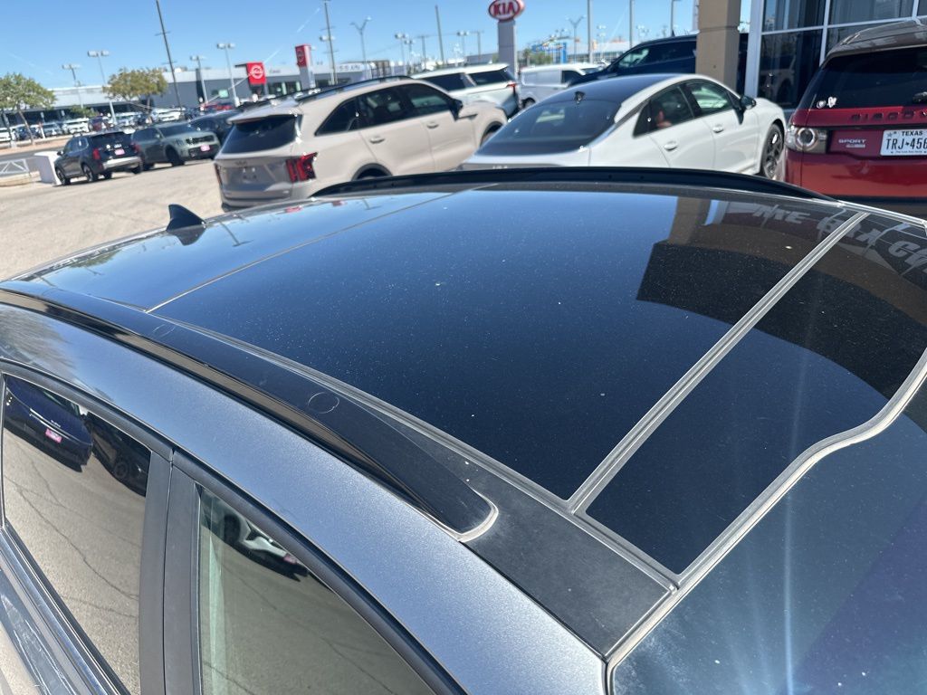 2022 Kia Sportage Nightfall Edition photo 13