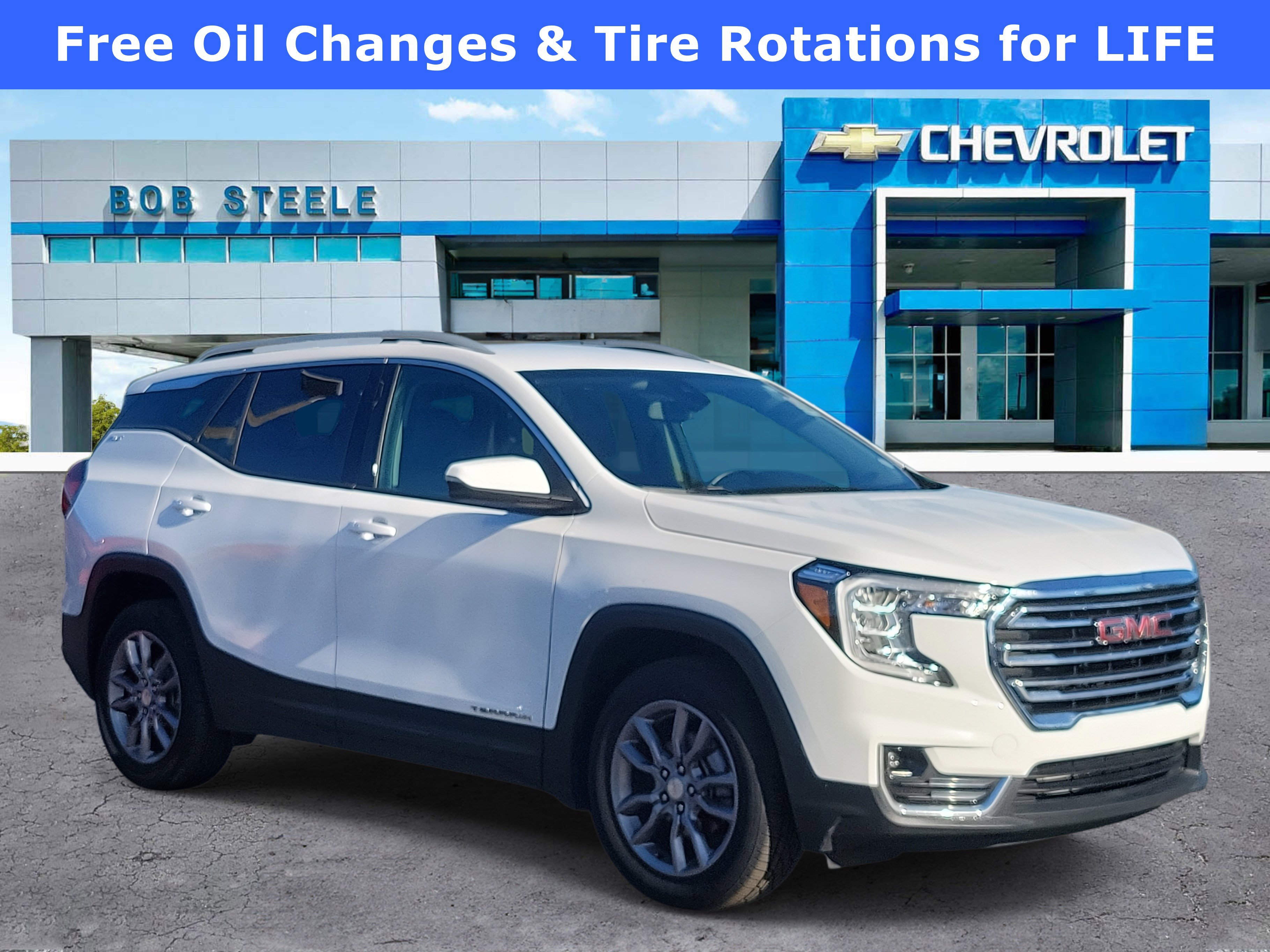 2024 GMC Terrain SLT's photo