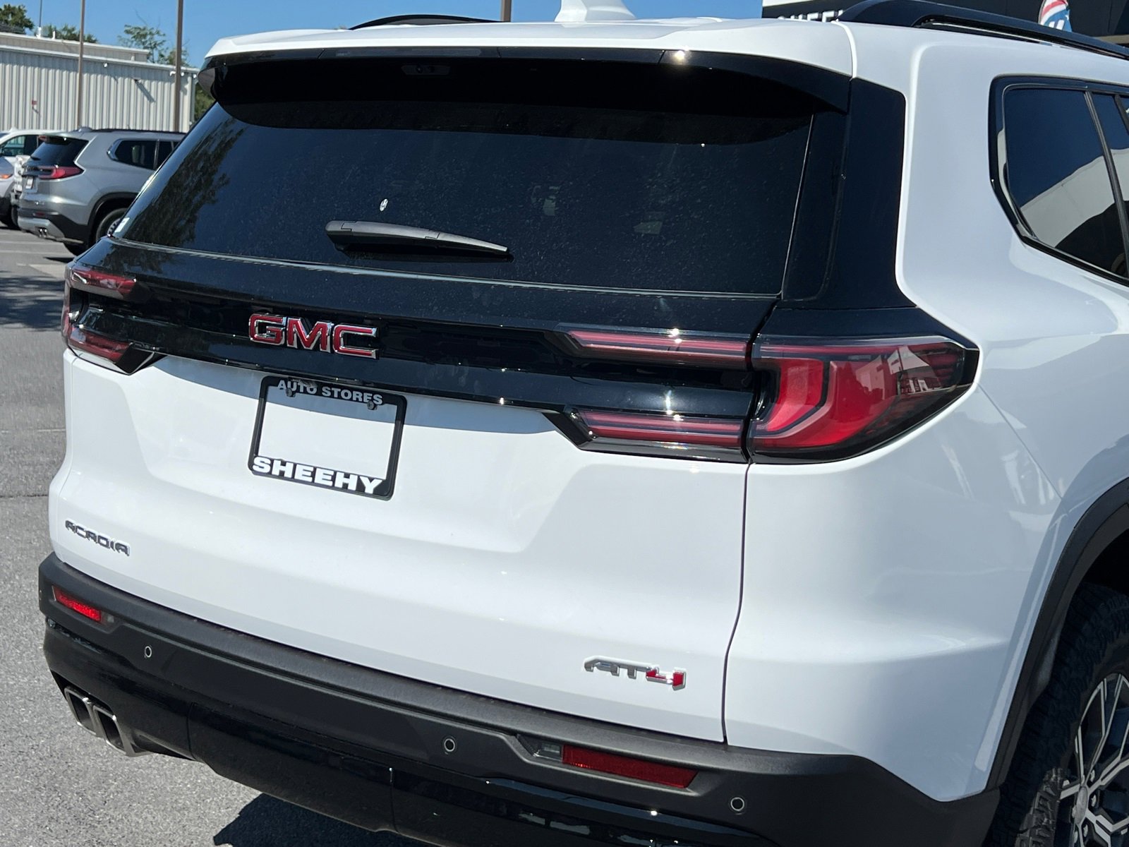2026 Gmc Acadia AT4 photo 3