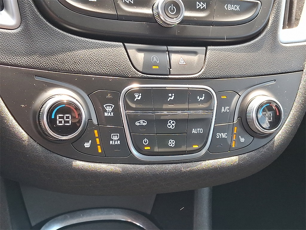 2023 Chevrolet Malibu 1LT photo 13