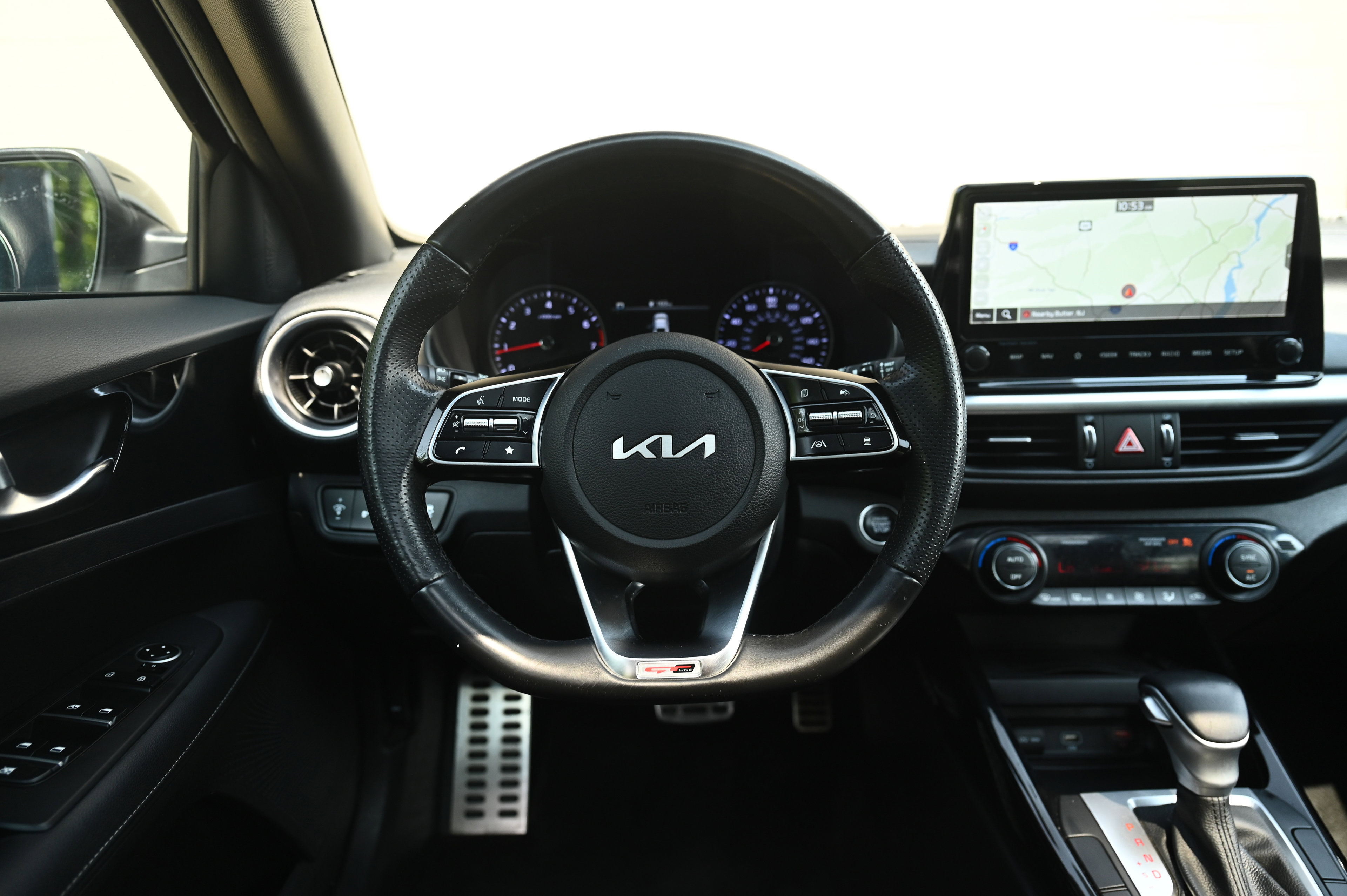 2023 Kia Forte GT-Line photo 35