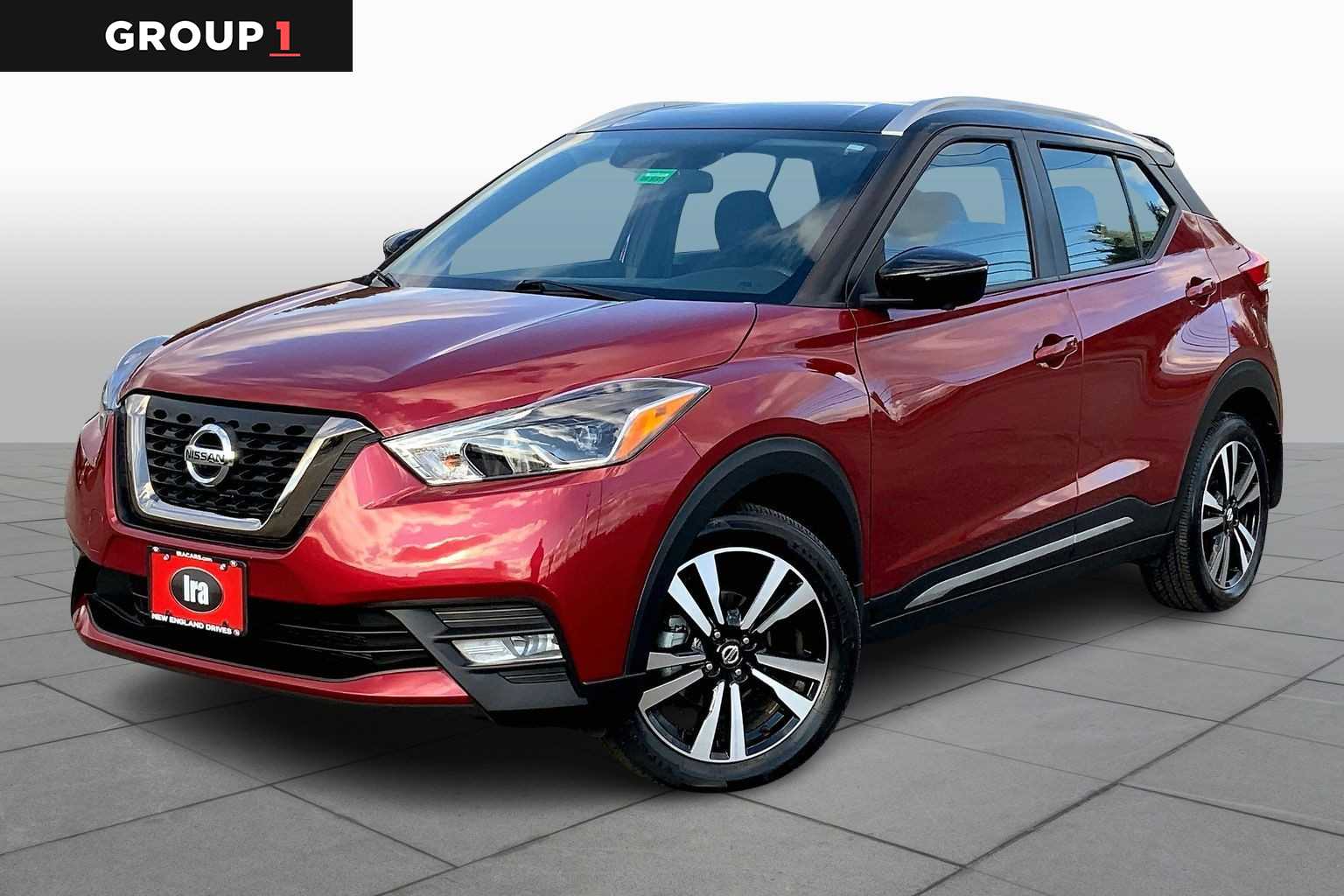 2019 Nissan Kicks SR's photo