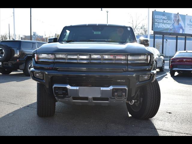 2025 Gmc Hummer EV photo 2