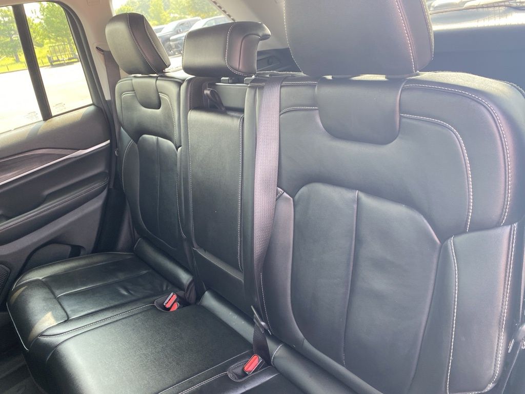 2023 Jeep Grand Cherokee Limited photo 34