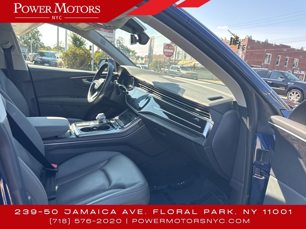 2022 Audi Q8 line Premium Plus photo 14
