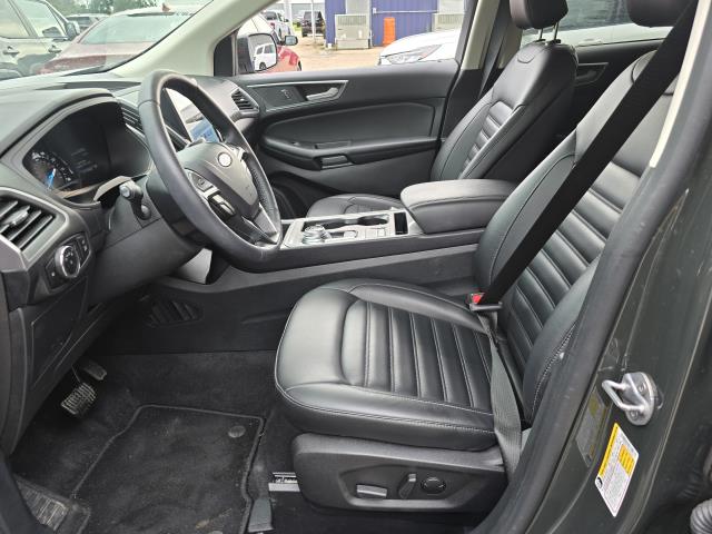 2023 Ford Edge SEL photo 9