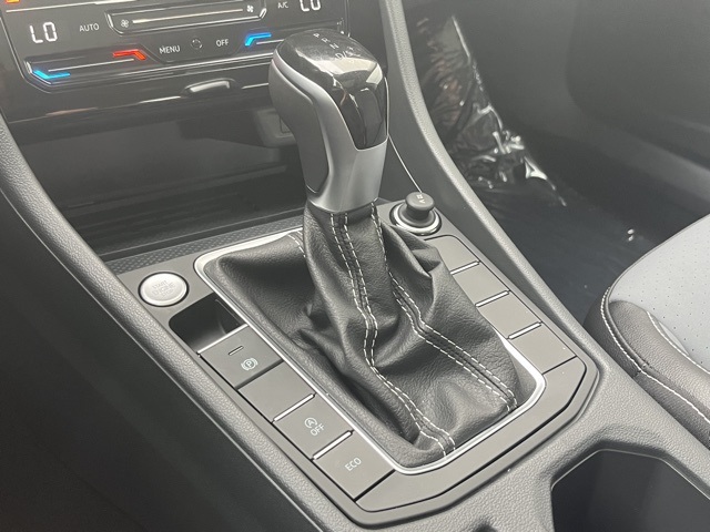 2026 Volkswagen Jetta SE photo 39