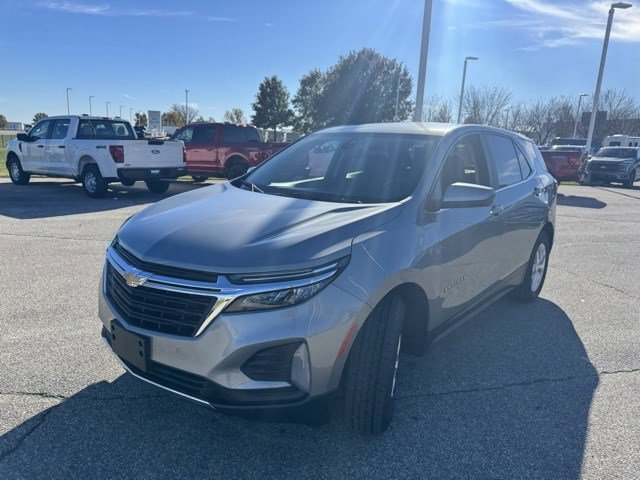 2023 Chevrolet Equinox LT photo 3