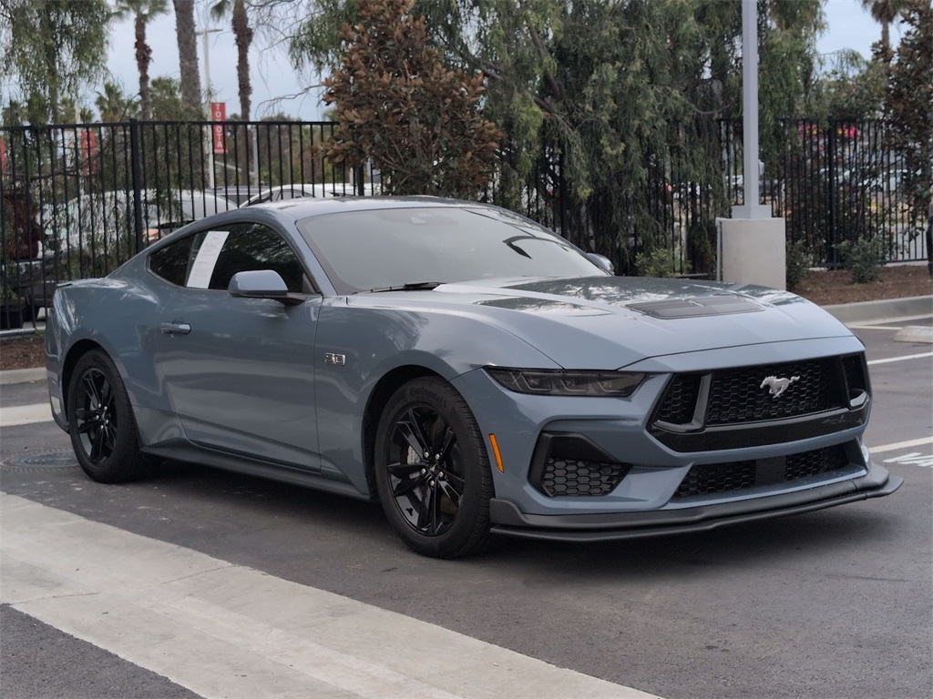 2025 Ford Mustang GT's photo