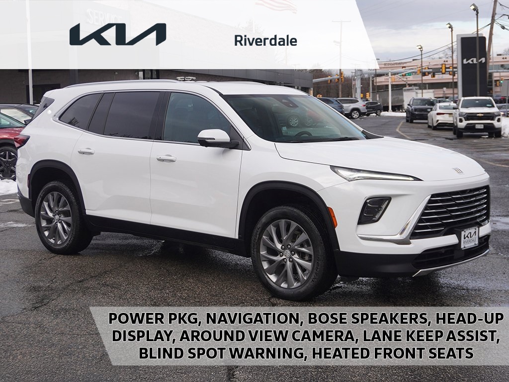 2025 Buick Enclave Preferred's photo