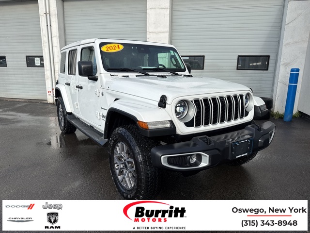 2024 Jeep Wrangler 4-Door Sahara's photo