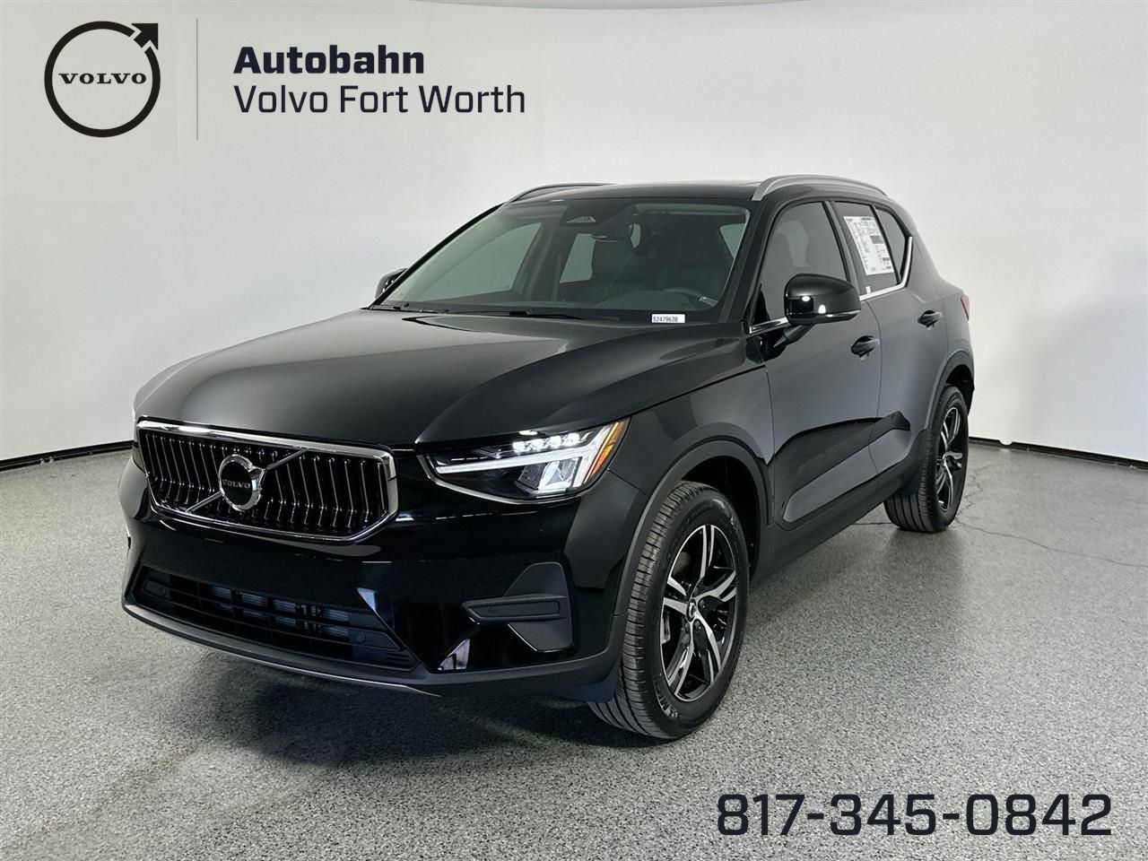 2025 Volvo XC40