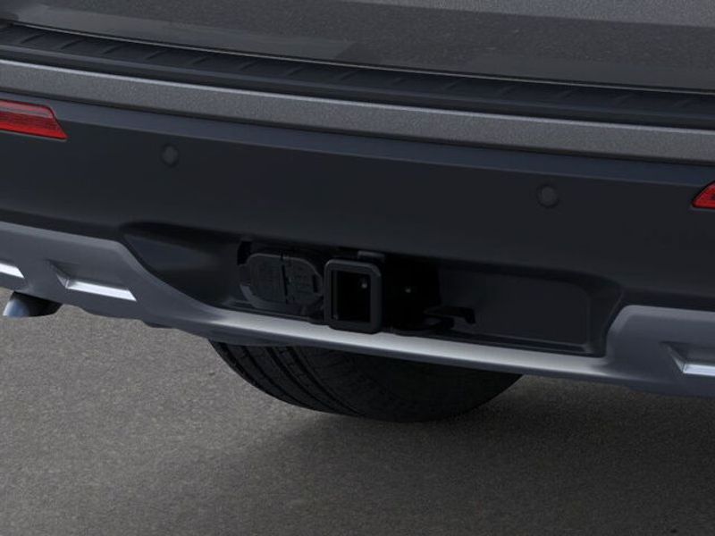 2025 Ford Explorer photo 17