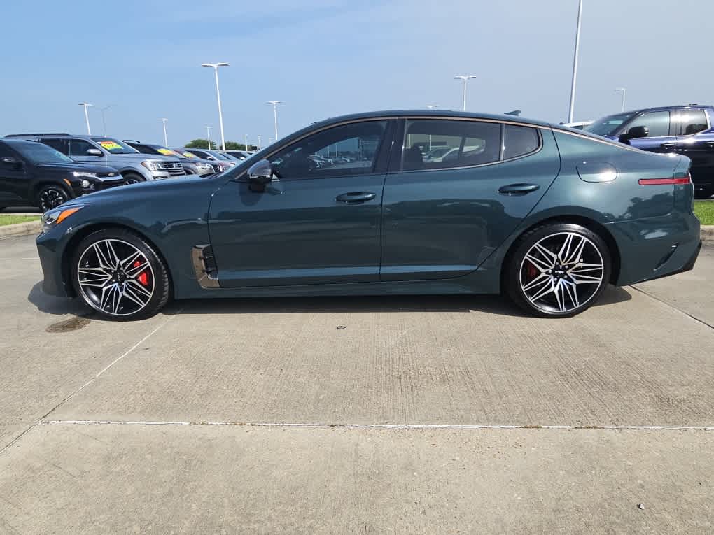 2022 Kia Stinger GT2 photo 6