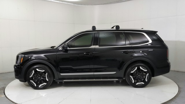 Used 2024 EBONY BLAC Kia EX image 2