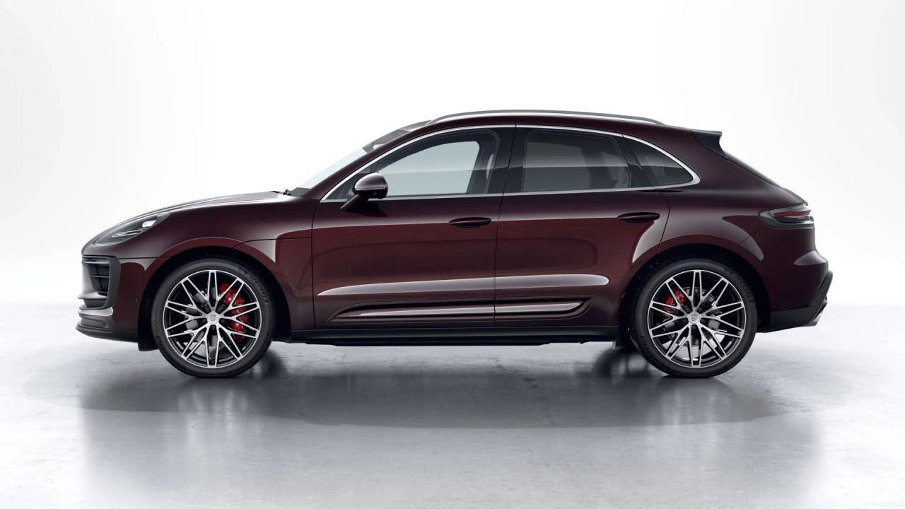 2026 Porsche Macan S photo 2