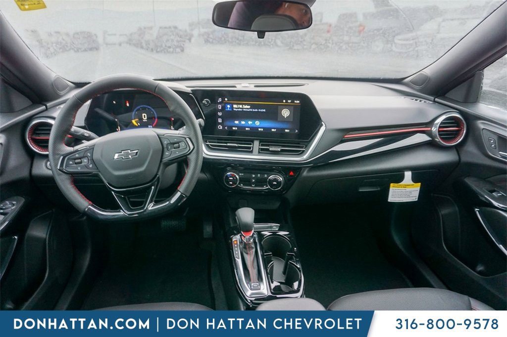 2025 Chevrolet Trax photo 4