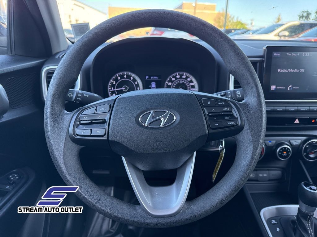 2022 Hyundai Venue SE photo 8