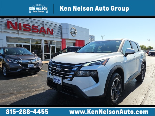 2026 Nissan Rogue SV's photo