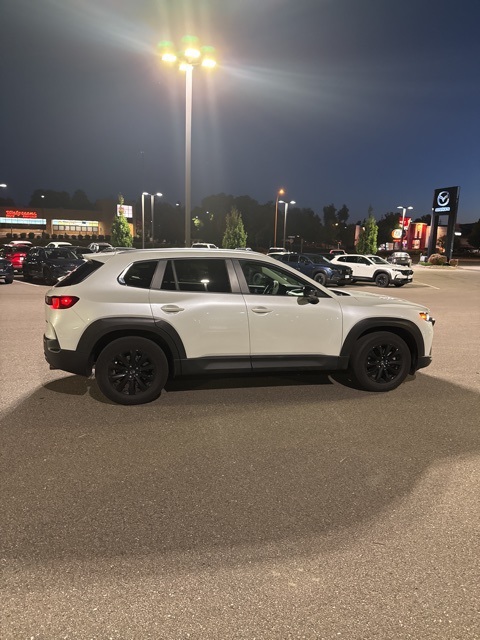 2023 Mazda CX-50 2.5 Preferred Plus photo 7