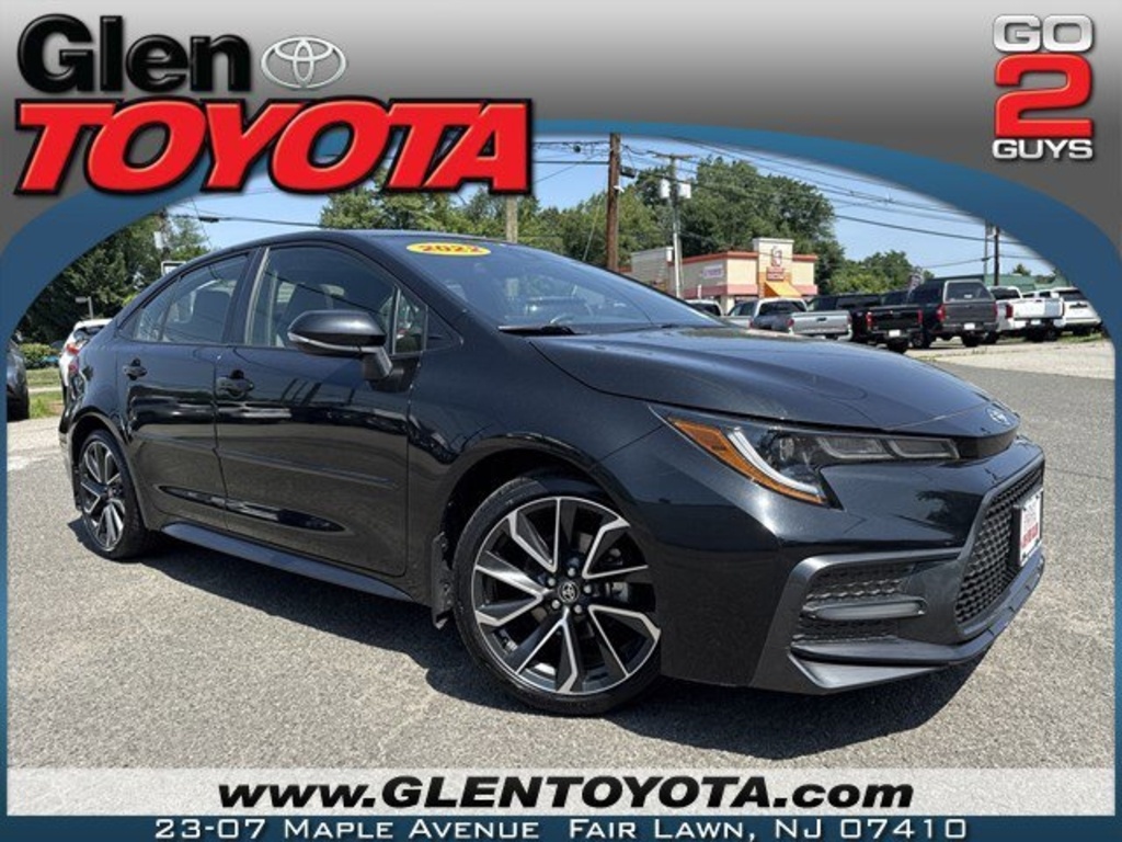 2022 Toyota Corolla SE's photo