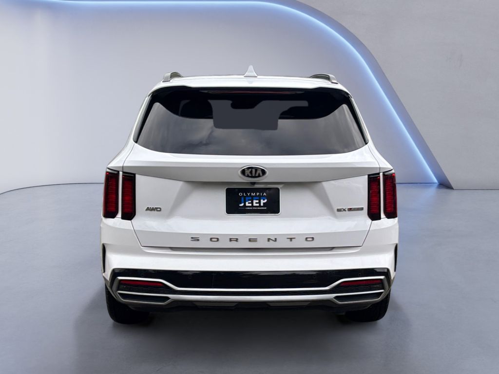 2021 Kia Sorento EX photo 3