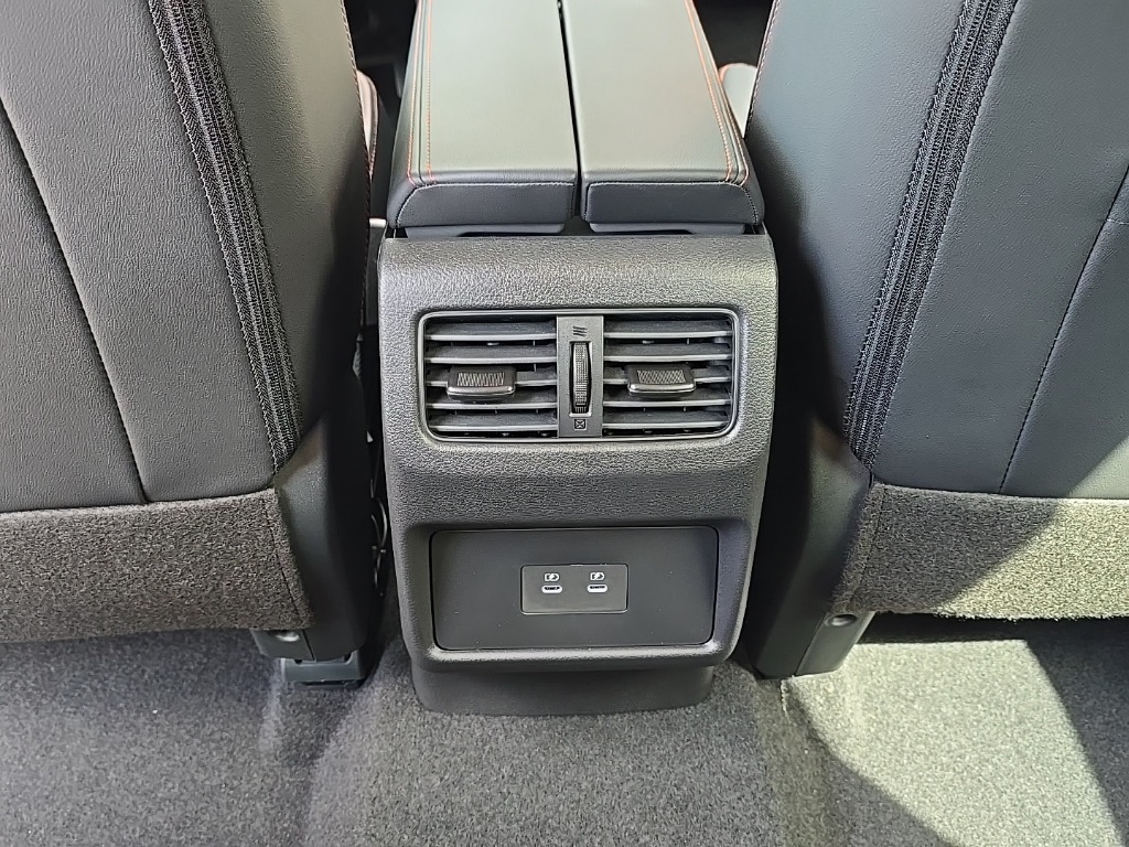 2026 Nissan Rogue SV photo 19