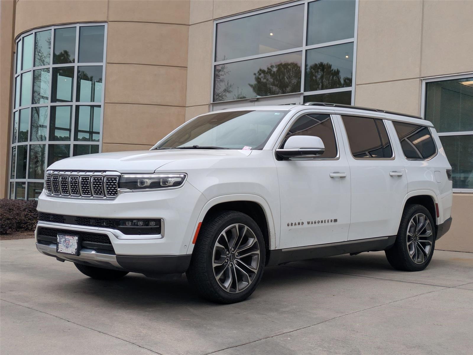 2022 Jeep Grand Wagoneer Series III's photo