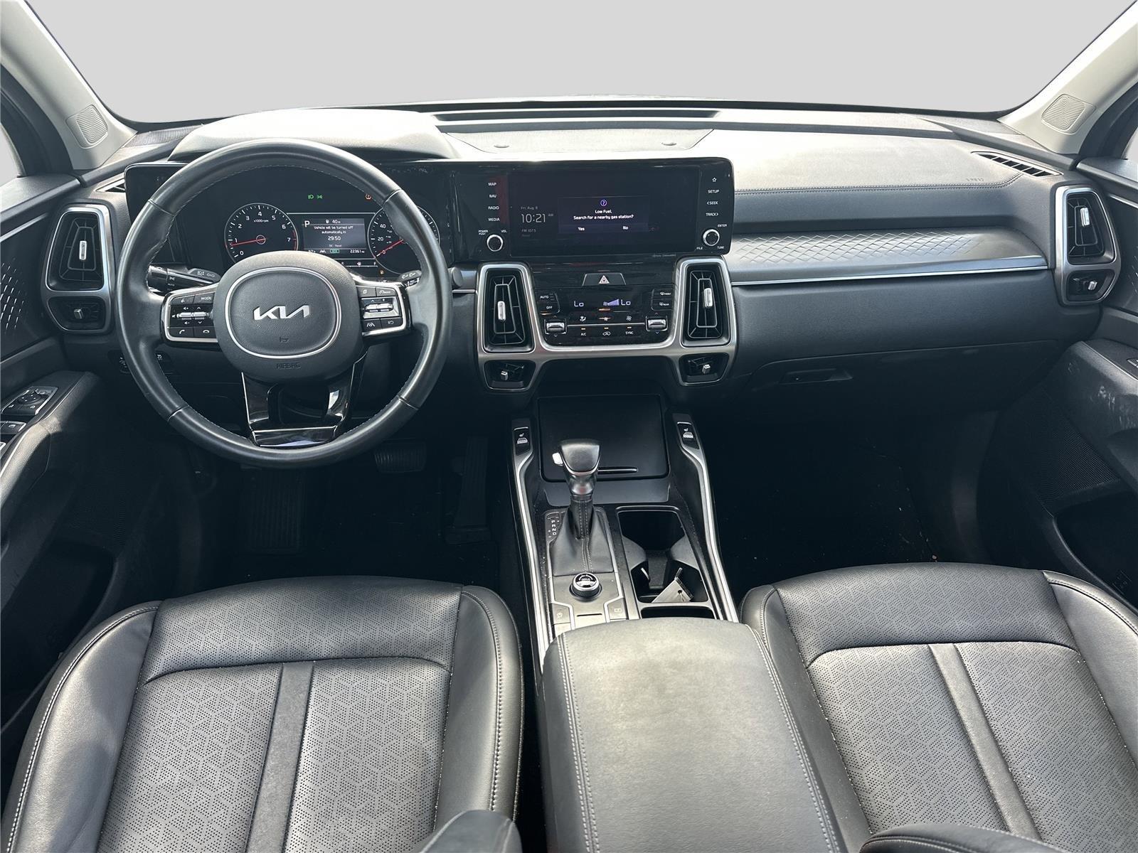 2022 Kia Sorento S photo 14